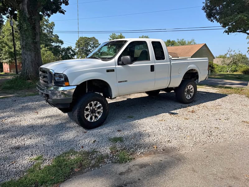 2000 Ford F250 Super Duty Super Cab - Short Bed