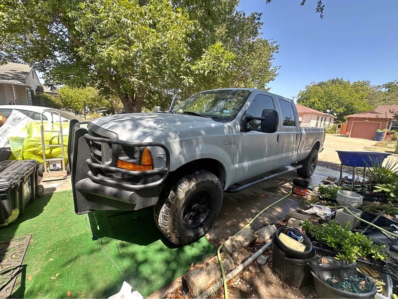 1999 Ford F250 Super Duty Super Cab - XLT Pickup 4D 8 ft