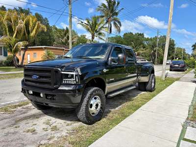 2006 Ford F350 Super Duty Crew Cab - King Ranch Pickup 4D 8 ft