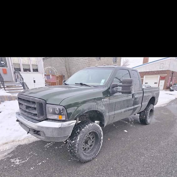 1999 Ford F250 Super Duty Crew Cab - XL Pickup 4D 6 3\/4 ft