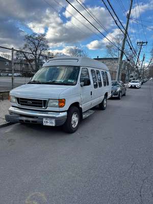 2006 Ford E250 Super Duty Cargo - Extended Van 3D