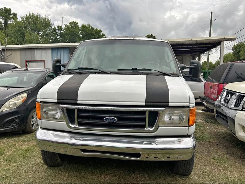 2007 Ford E350 Super Duty Cargo - Commercial Van 3D