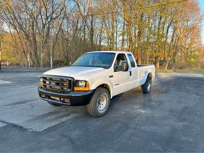 1999 Ford F250 Super Duty Regular Cab - XL Pickup 2D 8 ft