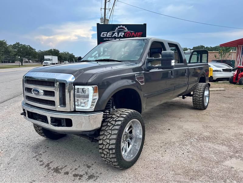 2007 Ford F350 Super Duty Crew Cab & Chassis - Lariat Cab & Chassis 4D