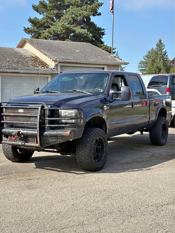 2005 Ford F350 Super Duty Crew Cab - Harley-Davidson Pickup 4D 6 3\/4 ft