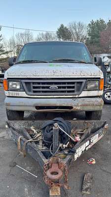 2004 Ford E250 Super Duty Cargo