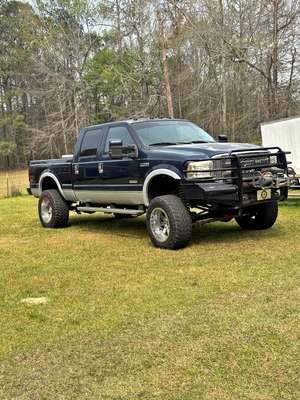 2005 Ford F250 Super Duty Crew Cab - Lariat Pickup 4D 6 3\/4 ft