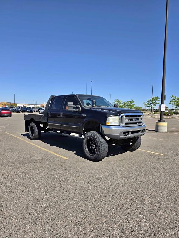 1999 Ford F350 Super Duty Crew Cab - Long Bed