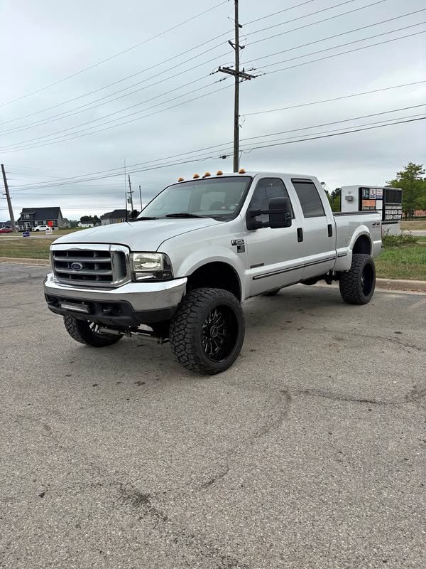 1999 Ford F250 Super Duty Crew Cab - XLT Pickup 4D 6 3\/4 ft