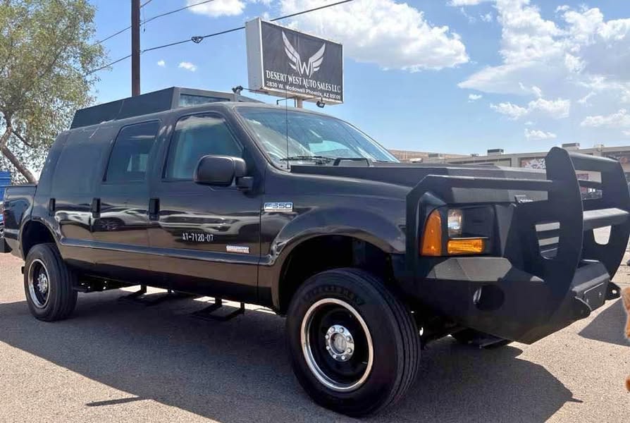 2007 Ford F350 Super Duty Crew Cab - Lariat Pickup 4D 8 ft