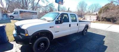 2004 Ford F250 Super Duty Crew Cab - Long Bed