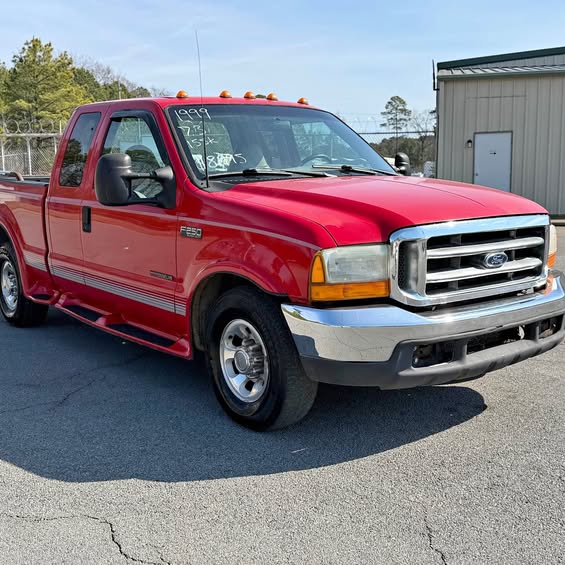 1999 Ford F250 Super Duty Super Cab - Lariat Pickup 4D 6 3\/4 ft