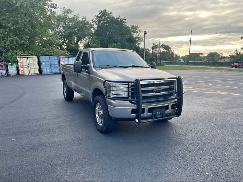 2006 Ford F350 Super Duty Super Cab - XLT Pickup 4D 8 ft