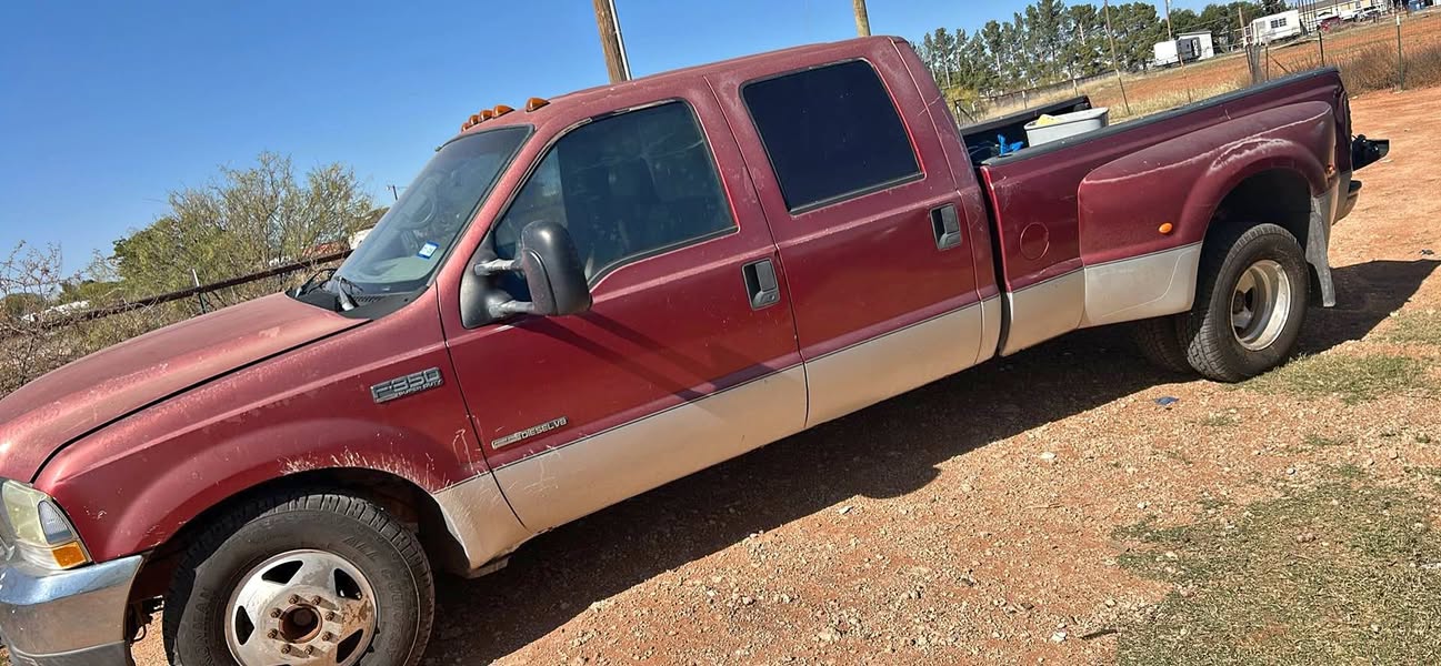 2002 Ford E450 Super Duty Cutaway