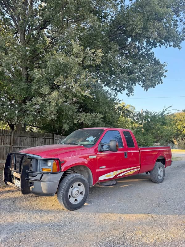 2005 Ford F250 Super Duty Regular Cab - XL Pickup 2D 8 ft