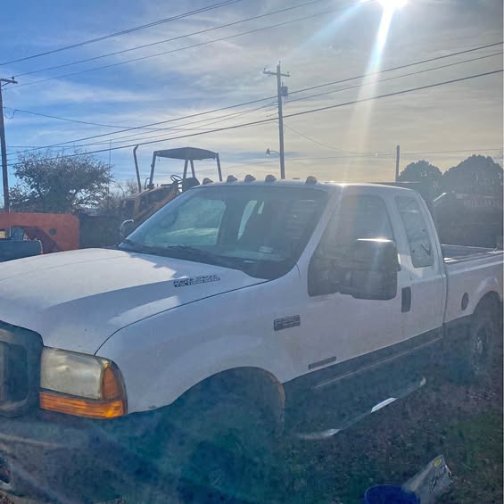 1999 Ford F250 Super Duty Super Cab - FX4 Pickup 4D 6 3\/4 ft