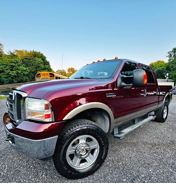 2006 Ford F350 Super Duty Crew Cab - Lariat Pickup 4D 6 3\/4 ft