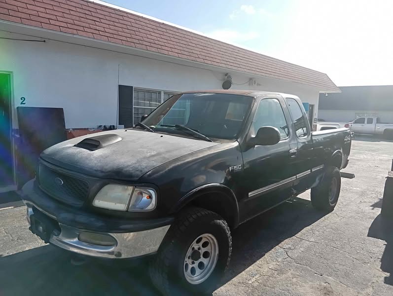 1999 Ford E150 Super Duty Cargo