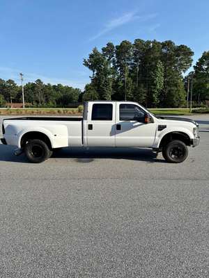2004 Ford F350 Super Duty Super Cab - Long Bed