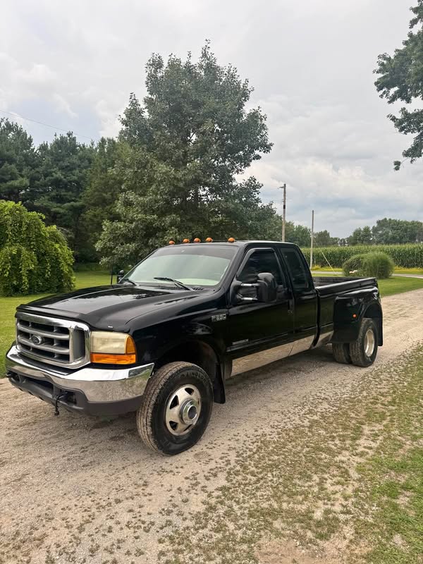 1999 Ford F350 Super Duty Super Cab - Xlt