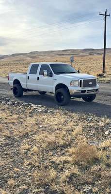 2007 Ford F250 Super Duty Crew Cab - Lariat Pickup 4D 6 3\/4 ft