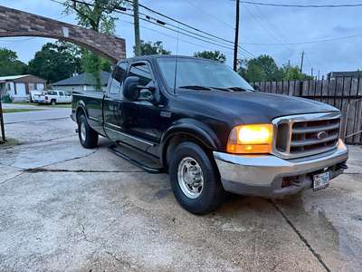 1999 Ford F250 Super Duty Super Cab - XLT Pickup 4D 8 ft