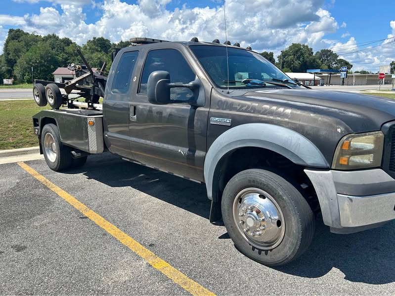 2006 Ford F450 Super Duty Regular Cab & Chassis - 141\