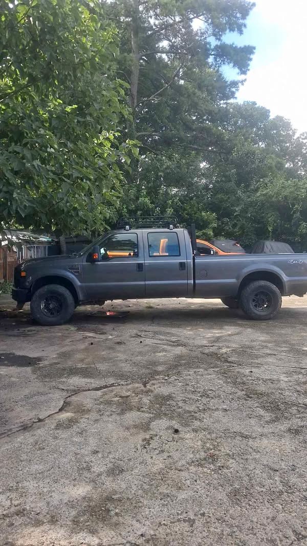 2007 Ford F250 Super Duty Super Cab - 4x4 diesel 6.4
