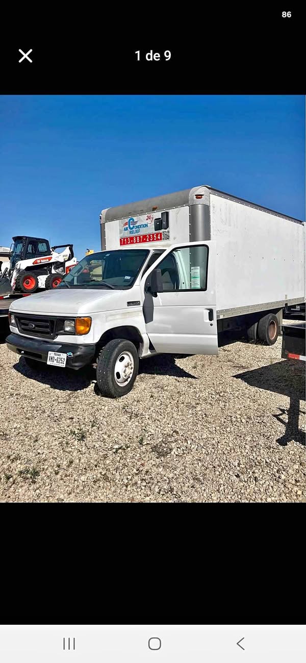 2006 Ford E350 Super Duty Cargo - Commercial Extended Van 3D