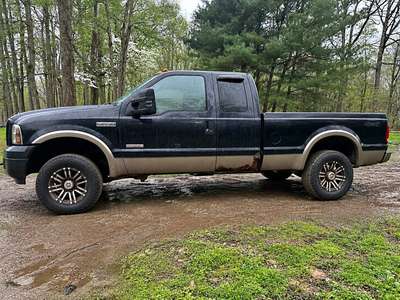 2007 Ford F250 Super Duty Super Cab - XLT Pickup 4D 8 ft