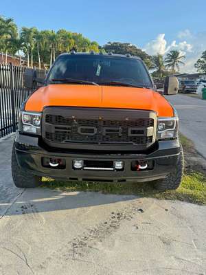 2006 Ford F250 Super Duty Crew Cab - Harley-Davidson Pickup 4D 8 ft