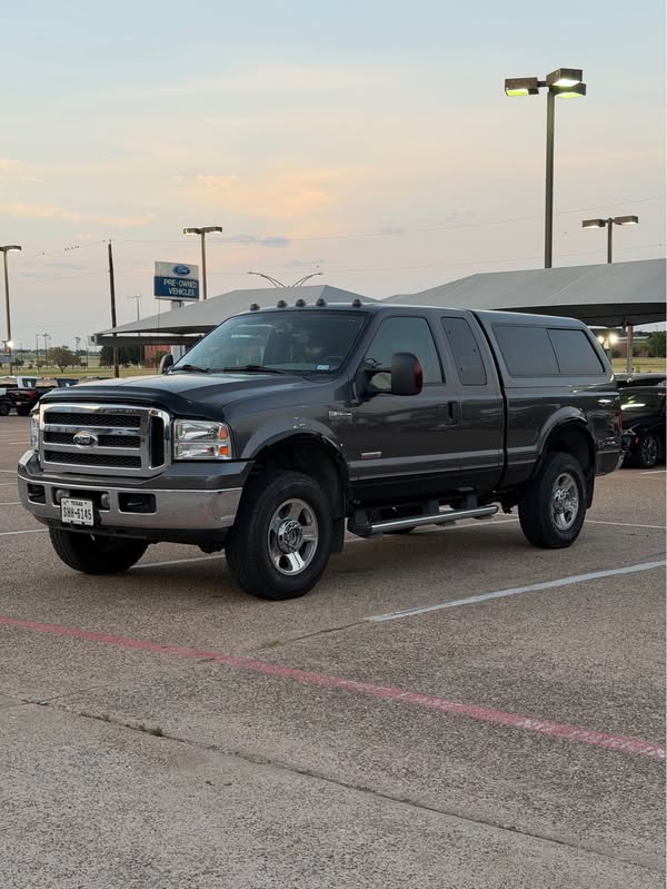 2007 Ford F250 Super Duty Super Cab - Lariat Pickup 4D 6 3\/4 ft