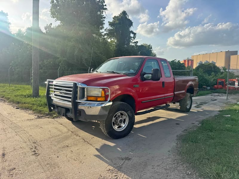 1999 Ford F250 Super Duty Super Cab - FX4 Pickup 4D 8 ft