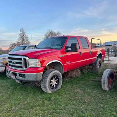 2006 Ford F250 Super Duty Crew Cab - XLT Pickup 4D 6 3\/4 ft
