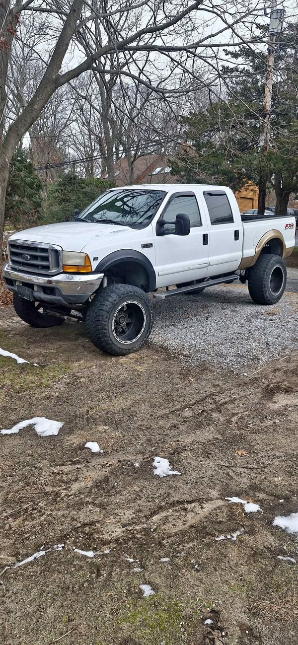 2001 Ford F250 Super Duty Super Cab - XLT Pickup 4D 6 3\/4 ft