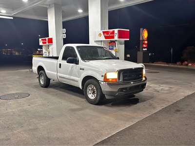 2001 Ford f-250 super duty xl v10 - XL