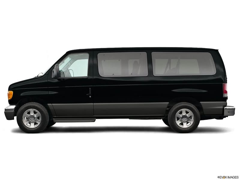 2005 Ford E150 Super Duty Passenger - Chateau Van 3D