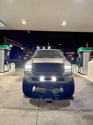 2004 Ford F250 Super Duty Crew Cab - Lariat Pickup 4D 6 3\/4 ft