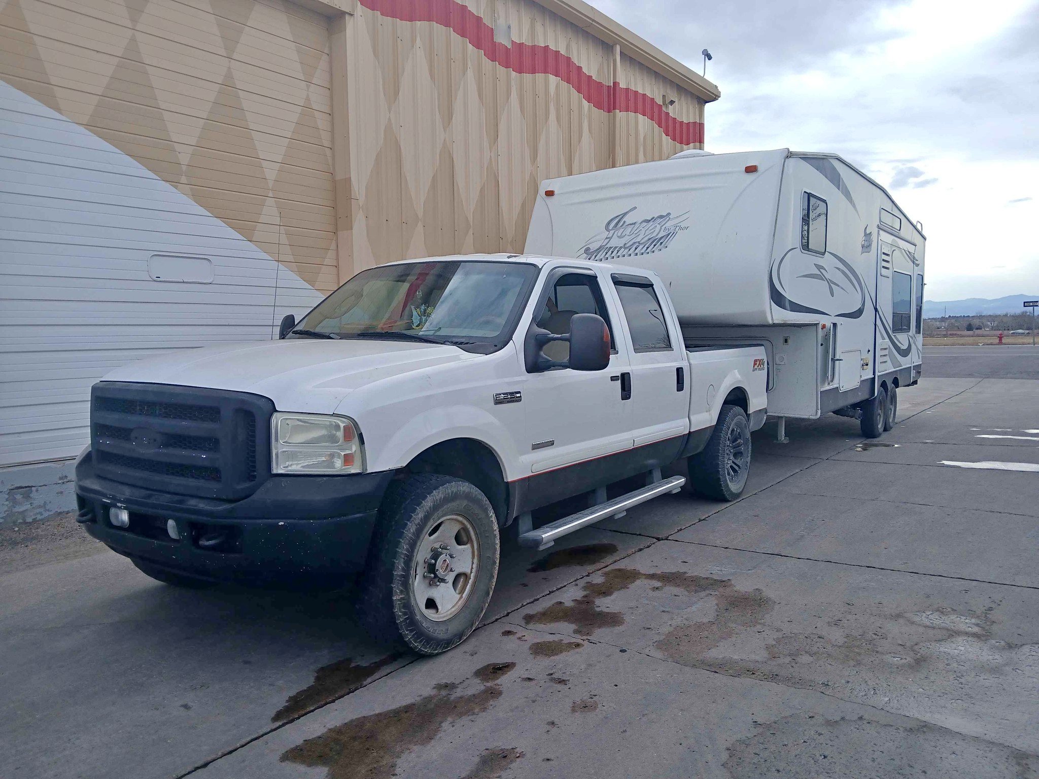 2005 Ford F250 Super Duty Super Cab - Lariat Pickup 4D 6 3\/4 ft