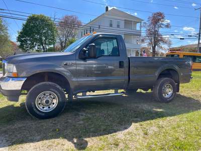 2002 Ford F350 Super Duty Regular Cab - XLT Pickup 2D 8 ft