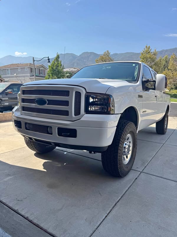 2006 Ford F250 Super Duty Crew Cab - XLT Pickup 4D 6 3\/4 ft