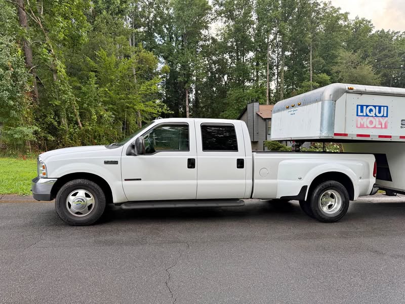 1999 Ford F350 Super Duty Crew Cab - Lariat Pickup 4D 8 ft
