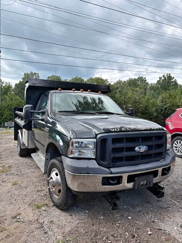 2006 Ford F-350 - XL Super Duty