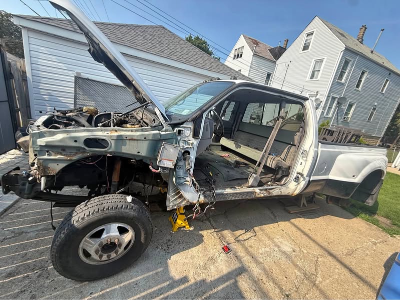 1999 Ford F350 Super Duty Regular Cab & Chassis - Lxt