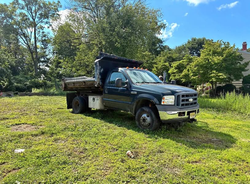 2006 Ford F-350 - F-350 XL SUPER DUTY DUMP