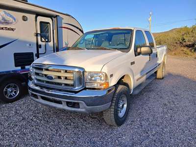 1999 Ford F250 Super Duty Crew Cab - Long Bed