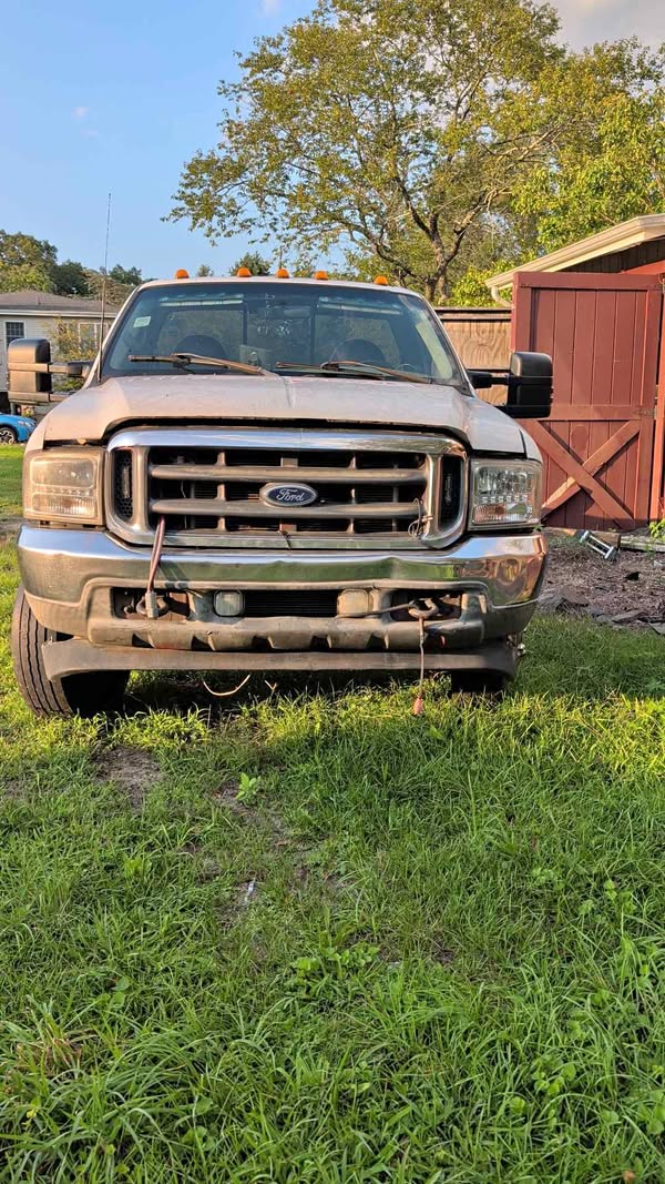 2003 Ford F450 Super Duty Regular Cab & Chassis - XL Cab & Chassis 2D