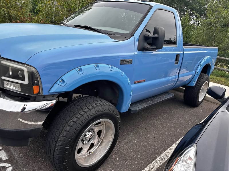 2004 Ford F250 Super Duty Regular Cab - XLT Pickup 2D 8 ft