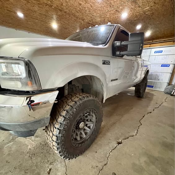 2002 Ford E250 Super Duty Cargo