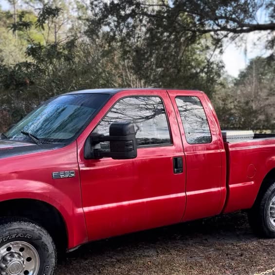 1999 Ford F250 Super Duty Regular Cab - XL Pickup 2D 8 ft